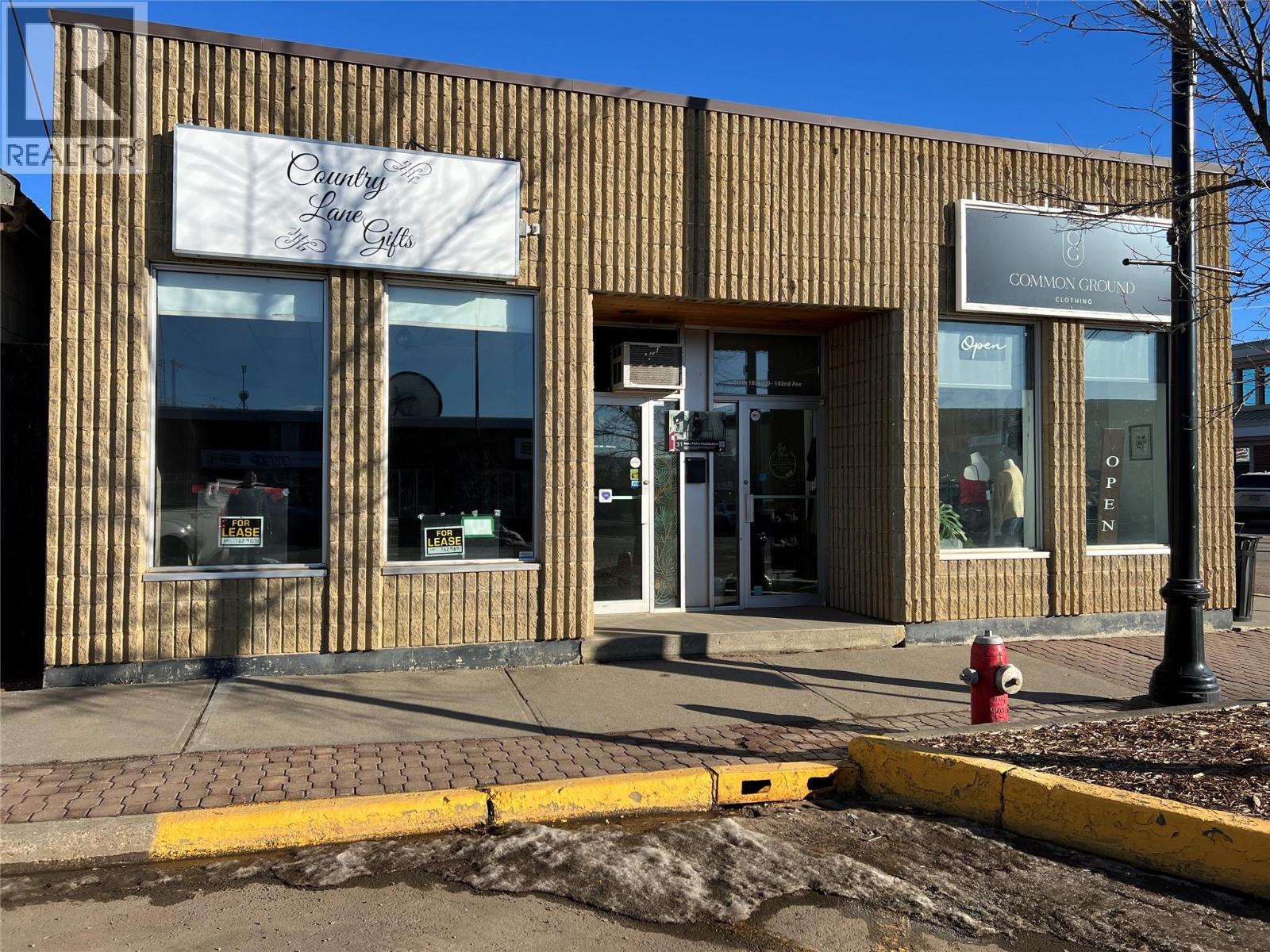 900 102 Avenue, Dawson Creek, British Columbia  V1G 2B7 - Photo 1 - 10376424