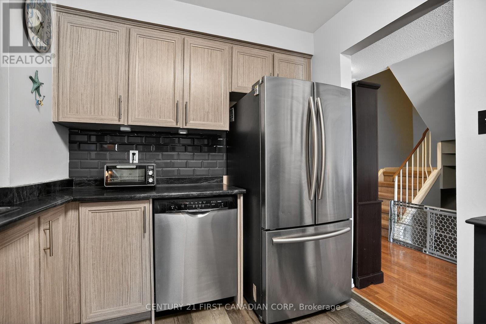 256 - 700 Osgoode Drive, London South, Ontario  N6E 2H1 - Photo 17 - X12799604