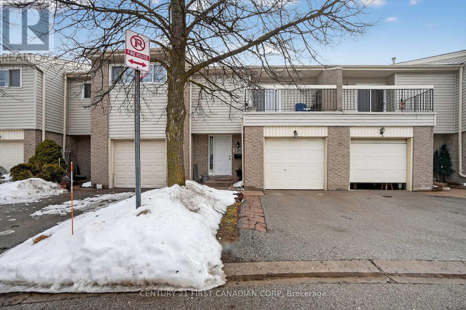 256 - 700 Osgoode Drive, London South, Ontario  N6E 2H1 - Photo 2 - X12799604