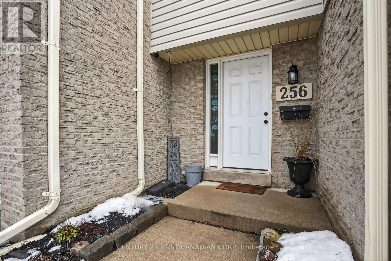 256 - 700 Osgoode Drive, London South, Ontario  N6E 2H1 - Photo 5 - X12799604