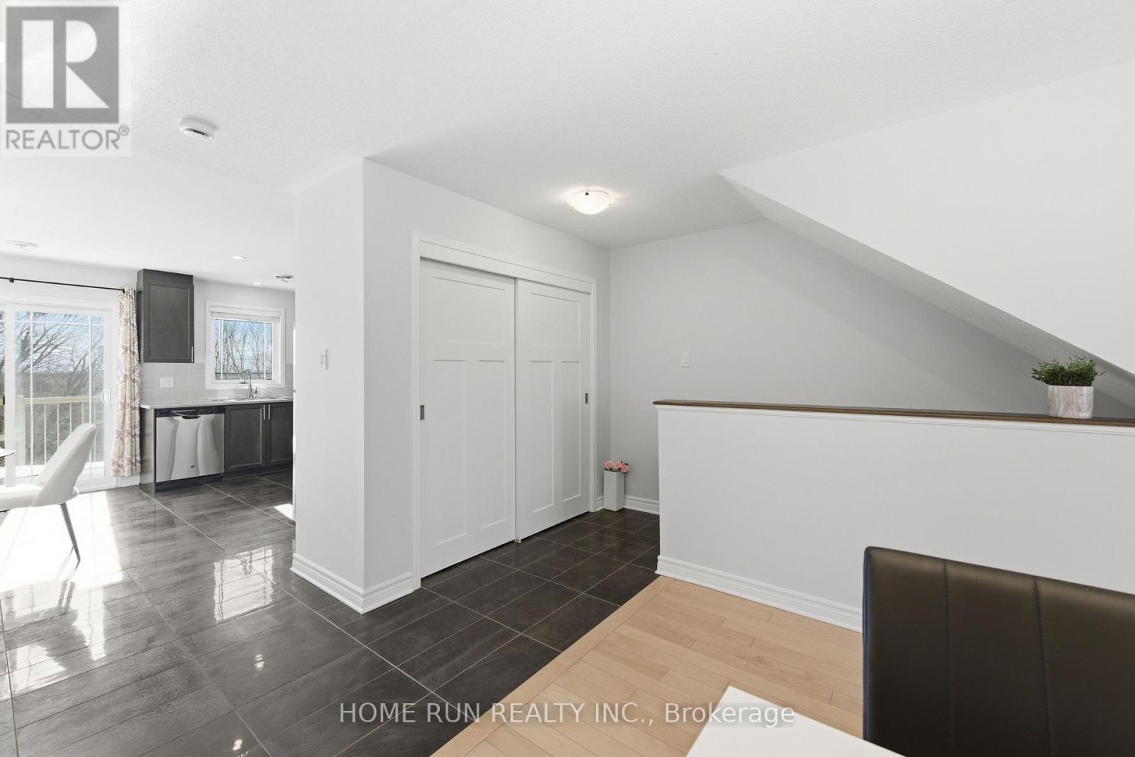 462 Leboutillier Avenue, Ottawa, Ontario  K1K 2V7 - Photo 11 - X12799642