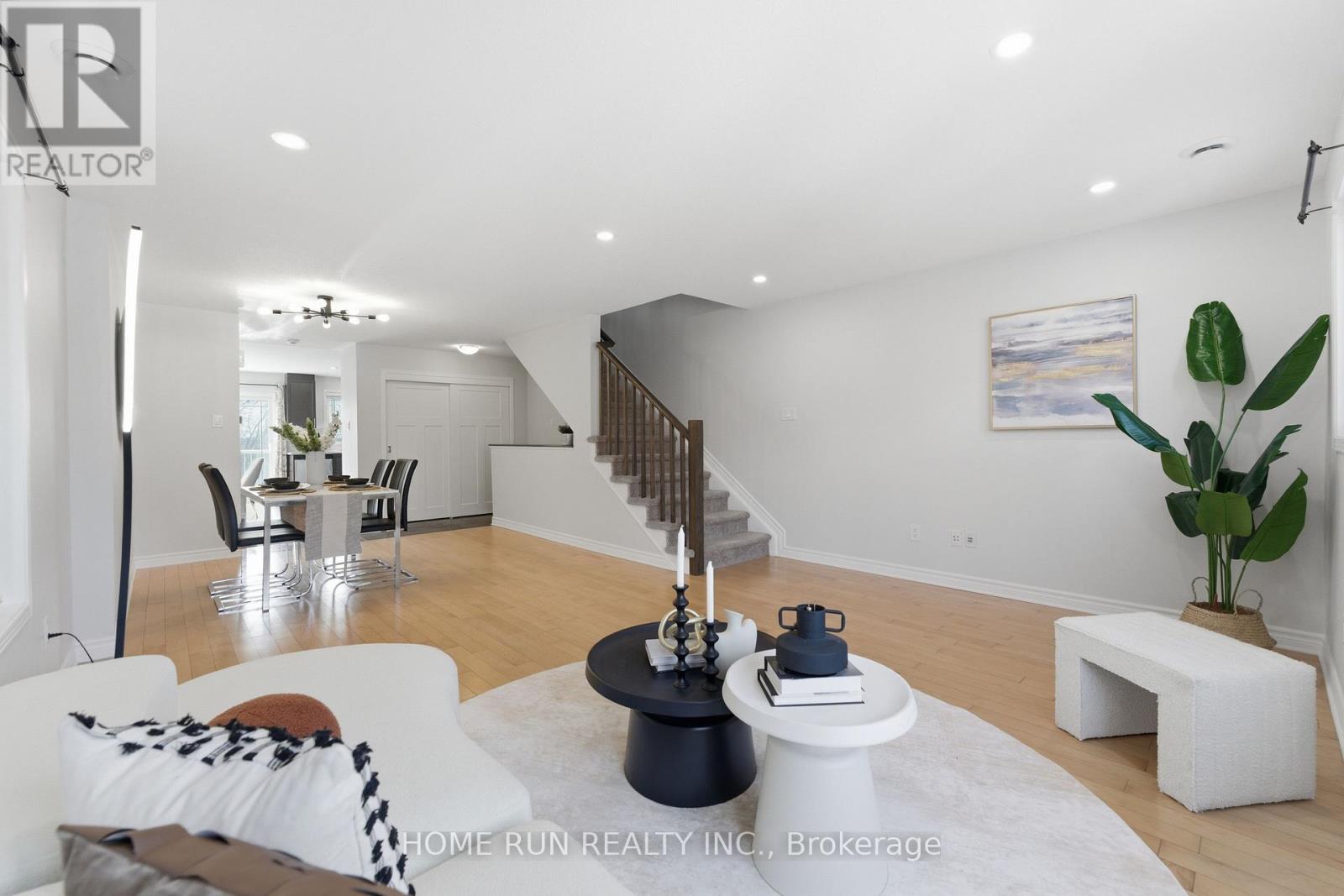 462 Leboutillier Avenue, Ottawa, Ontario  K1K 2V7 - Photo 5 - X12799642