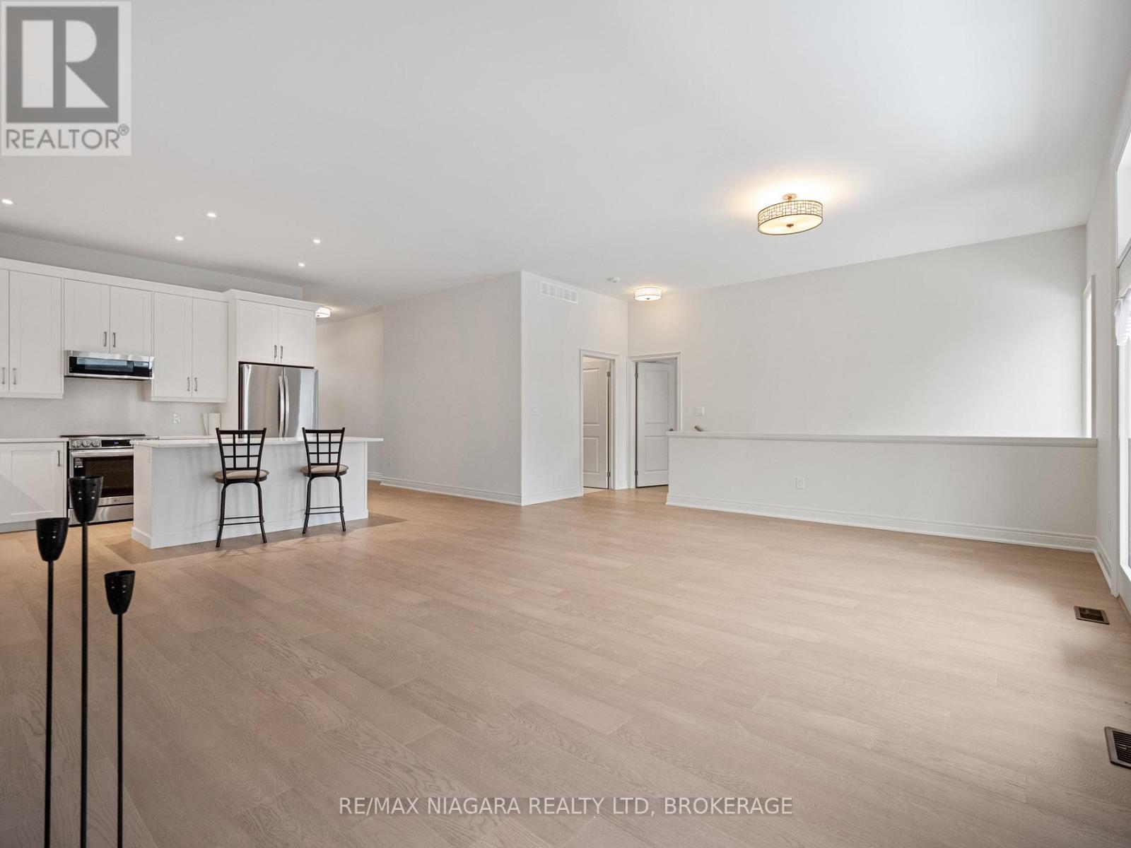 2 - 5 Butternut Crescent, Fort Erie, Ontario  L0S 1N0 - Photo 15 - X12799624