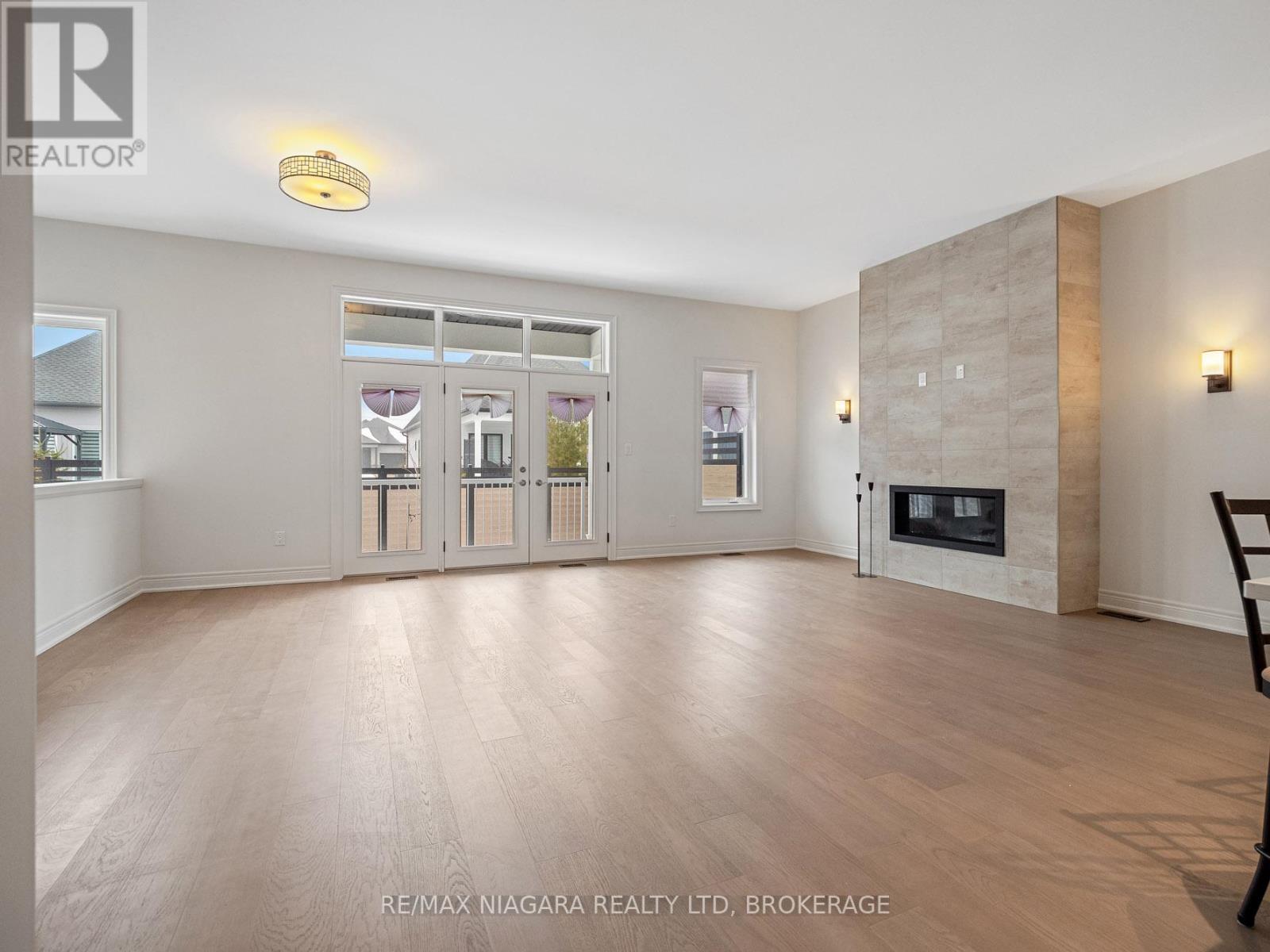 2 - 5 Butternut Crescent, Fort Erie, Ontario  L0S 1N0 - Photo 17 - X12799624