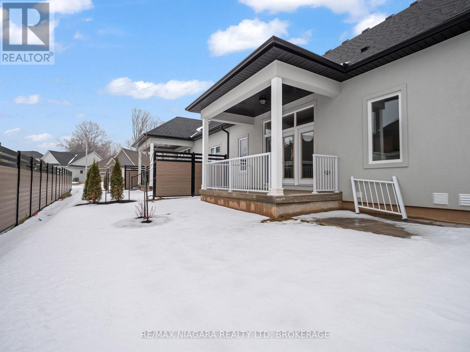 2 - 5 Butternut Crescent, Fort Erie, Ontario  L0S 1N0 - Photo 33 - X12799624