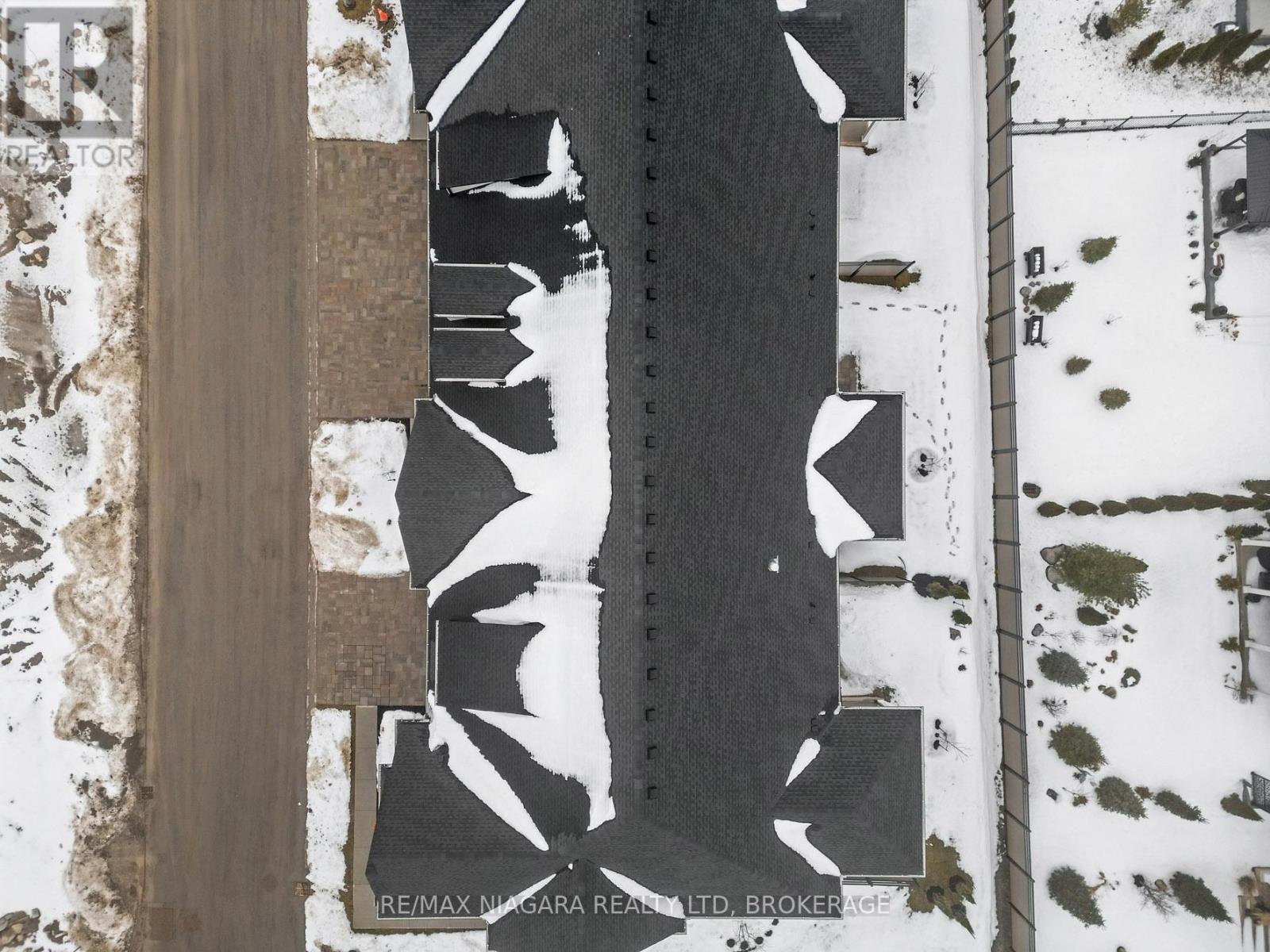 2 - 5 Butternut Crescent, Fort Erie, Ontario  L0S 1N0 - Photo 35 - X12799624