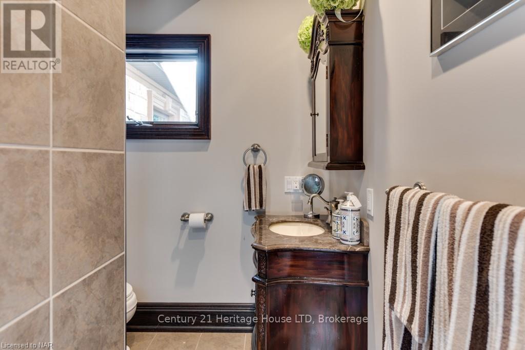 4025 Niagara River Parkway, Fort Erie, Ontario  L0S 1S0 - Photo 26 - X12799672