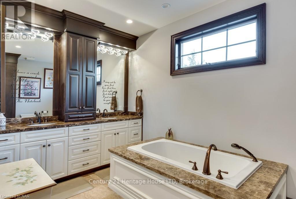 4025 Niagara River Parkway, Fort Erie, Ontario  L0S 1S0 - Photo 29 - X12799672