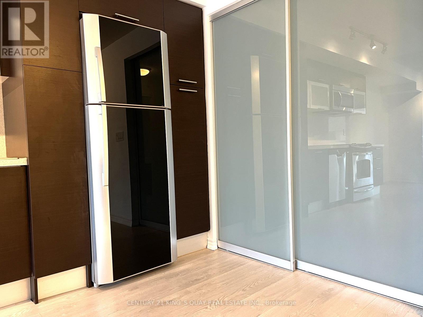 1904 - 386 Yonge Street, Toronto, Ontario  M5B 0A5 - Photo 20 - C12798954