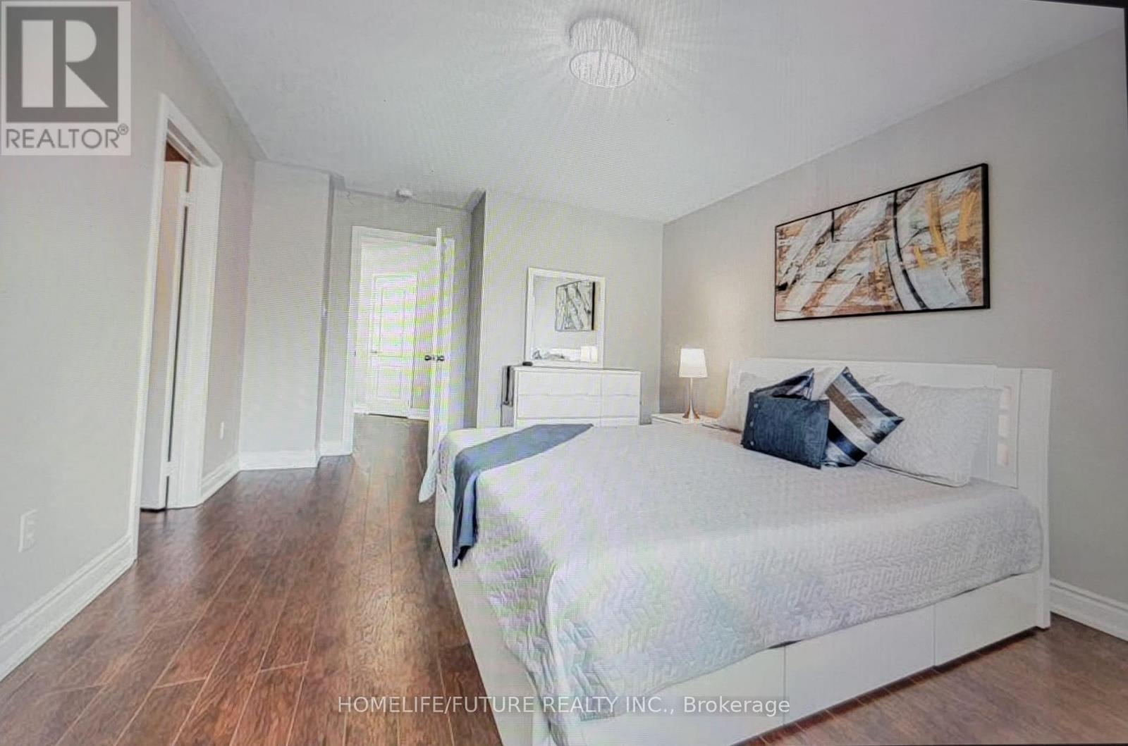 Main - 36 Trumpet Valley Boulevard, Brampton, Ontario  L7A 3N8 - Photo 9 - W12799300