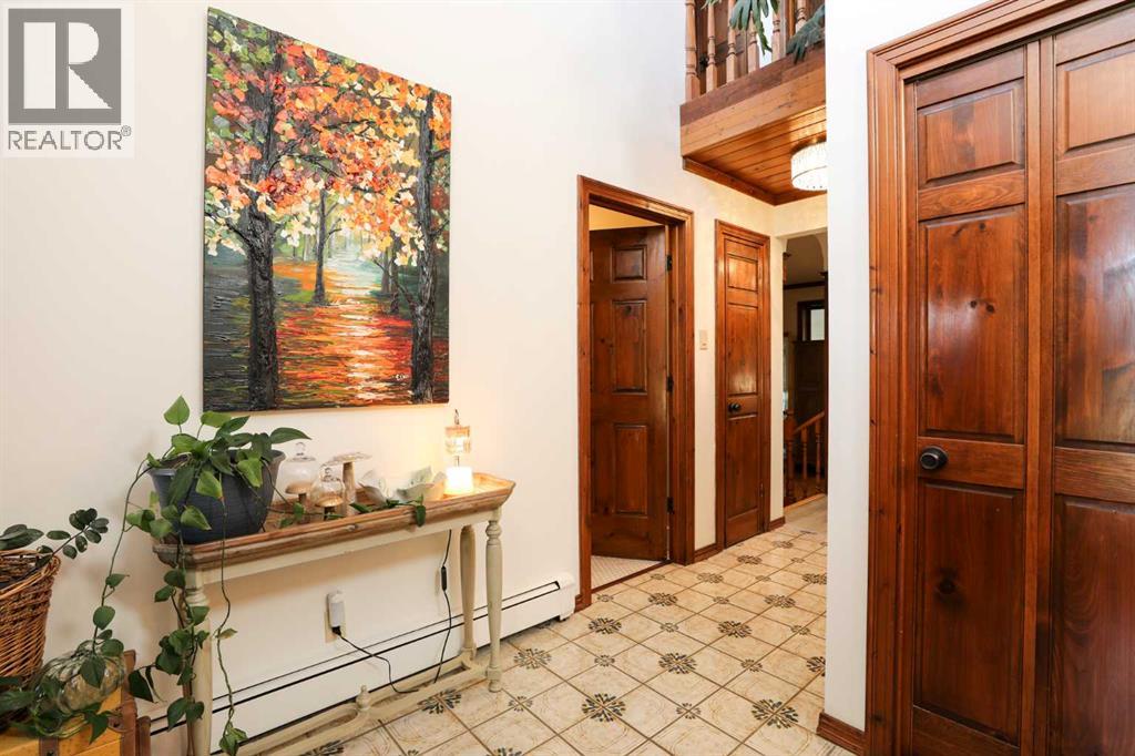 107 Temple Crescent W, Lethbridge, Alberta  T1K 4T3 - Photo 5 - A2286988