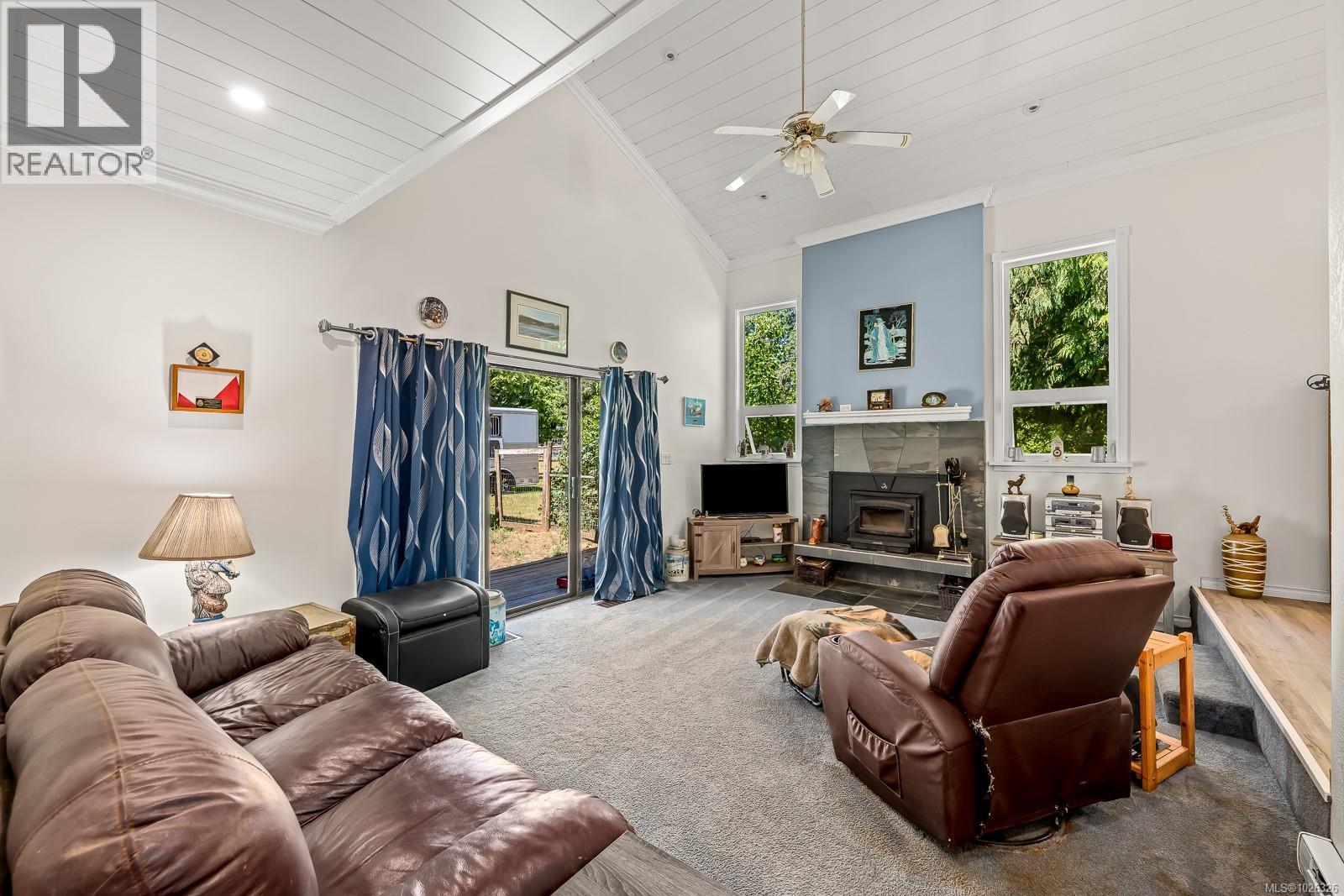 2468 Endall Rd, Black Creek, British Columbia  V0R 1C0 - Photo 14 - 1026326