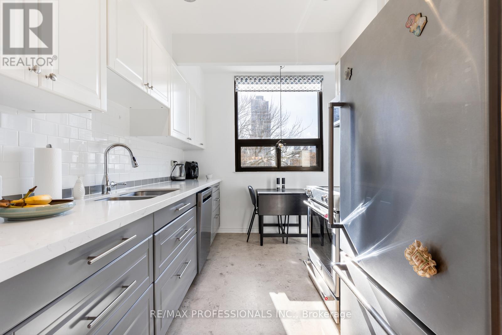 503 - 86 Gloucester Street, Toronto, Ontario  M4Y 2S2 - Photo 11 - C12799644