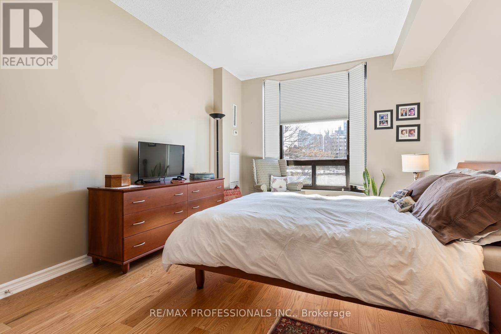 503 - 86 Gloucester Street, Toronto, Ontario  M4Y 2S2 - Photo 19 - C12799644