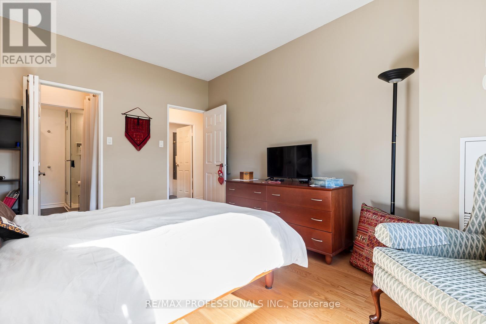 503 - 86 Gloucester Street, Toronto, Ontario  M4Y 2S2 - Photo 21 - C12799644