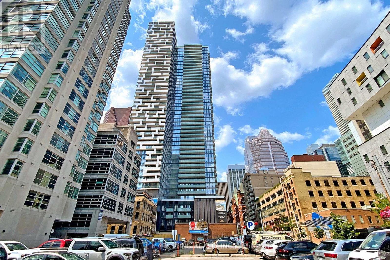 1816 - 25 Richmond Street E, Toronto, Ontario  M5C 0A6 - Photo 11 - C12799648