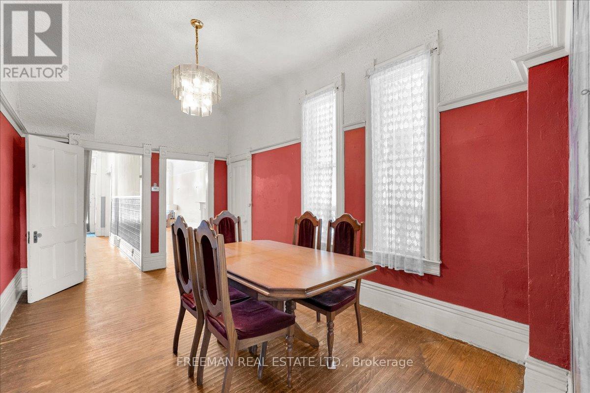 116 Brunswick Avenue, Toronto, Ontario  M5S 2M2 - Photo 8 - C12799680