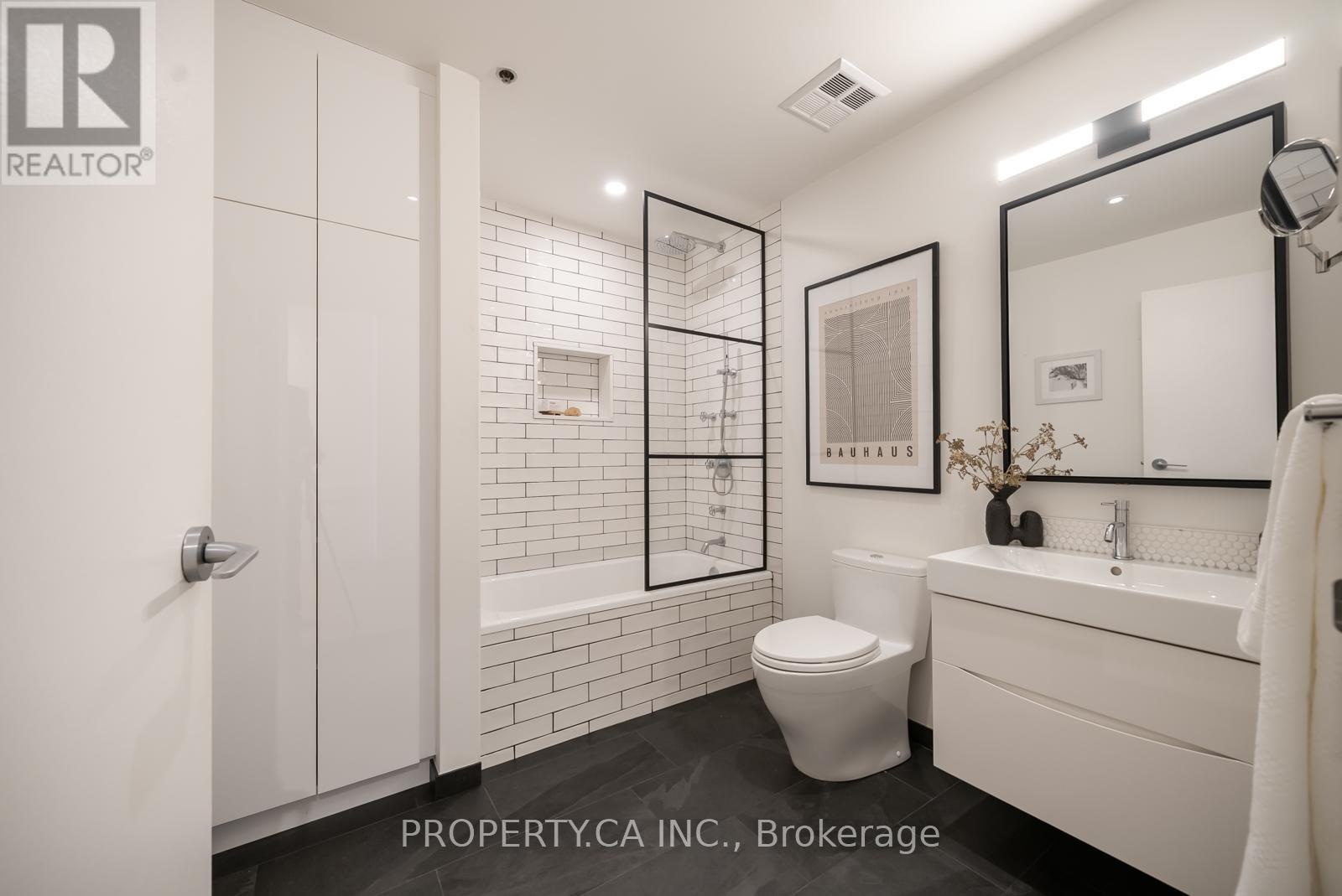 409 - 993 Queen Street W, Toronto, Ontario  M6J 1H2 - Photo 34 - C12799694