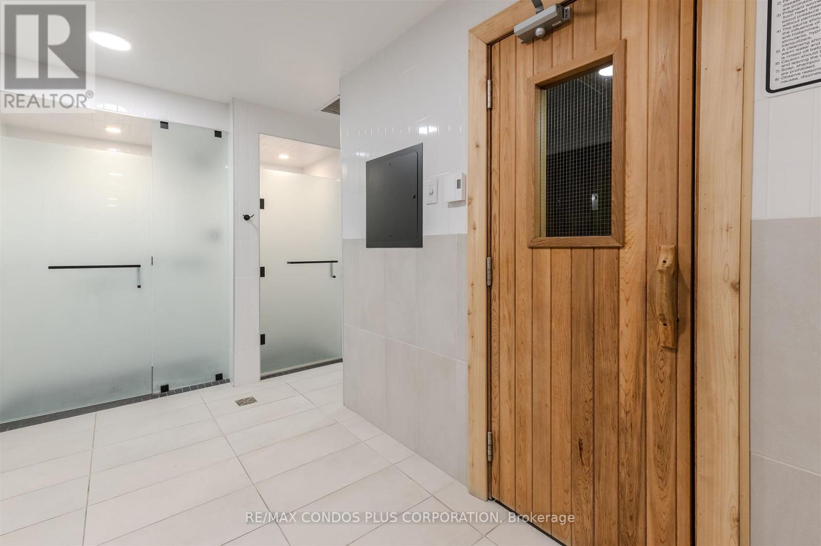 706 - 750 Bay Street, Toronto, Ontario  M5G 1N6 - Photo 15 - C12799720