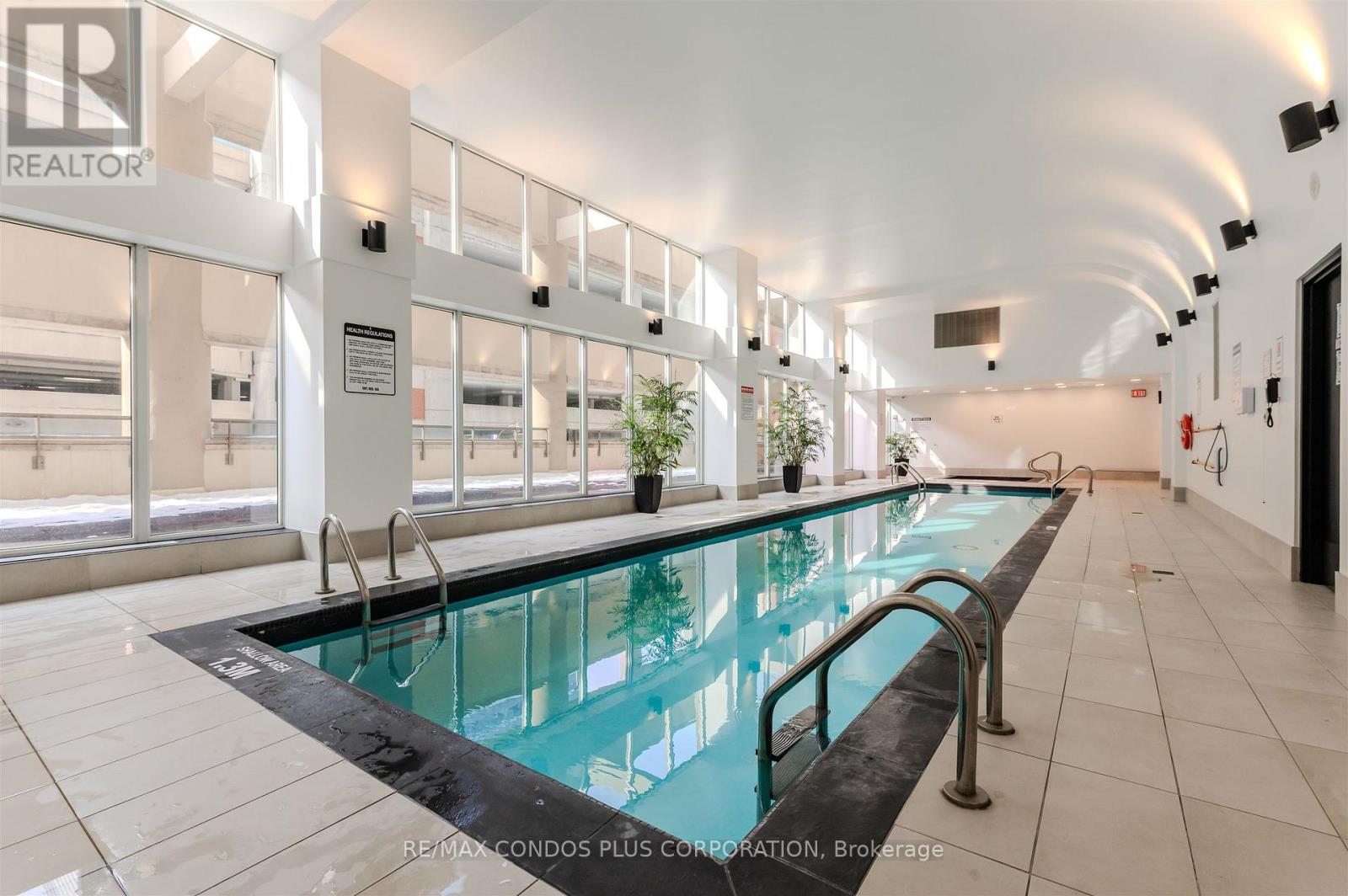 706 - 750 Bay Street, Toronto, Ontario  M5G 1N6 - Photo 16 - C12799720