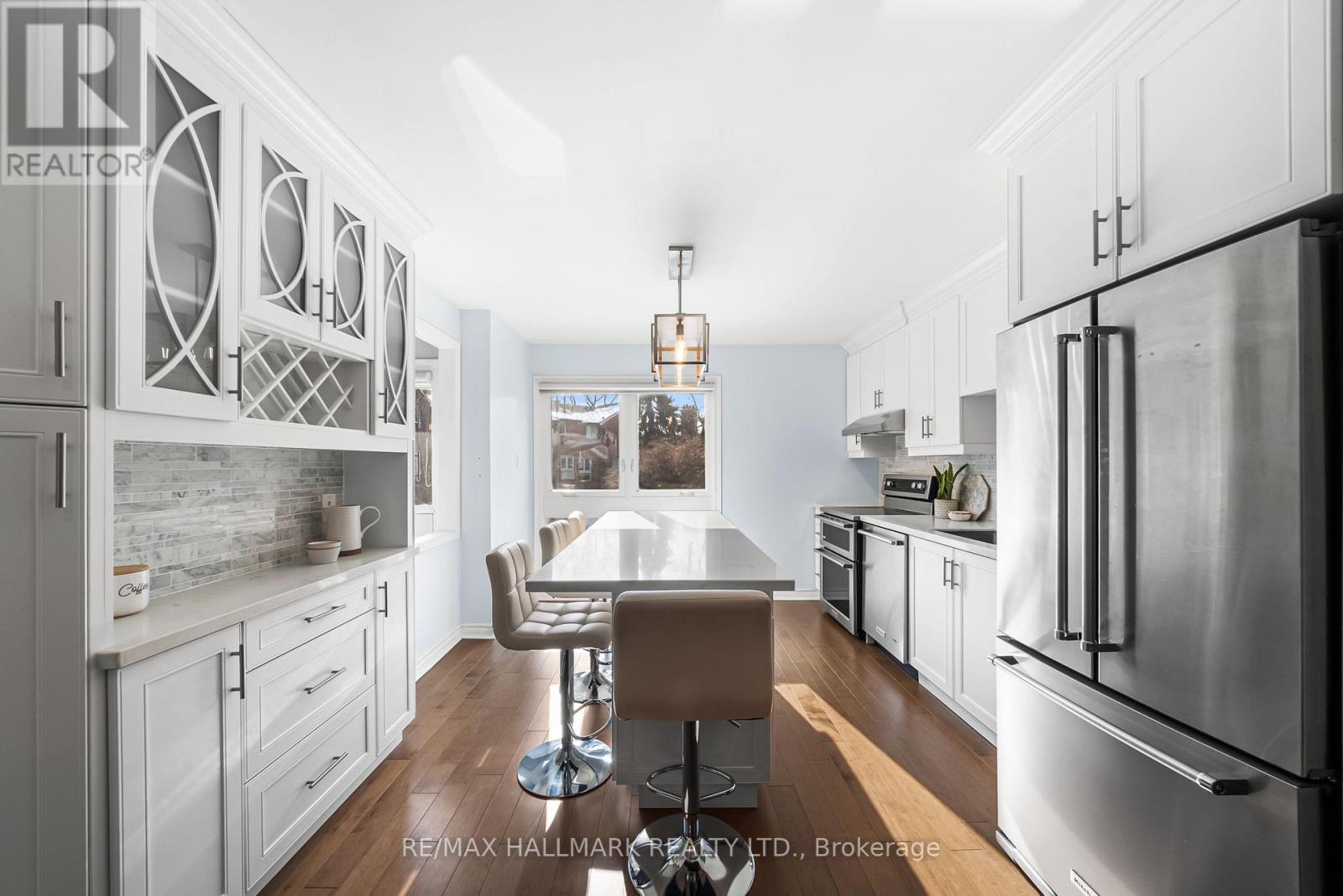 64 Sylvan Valley Way, Toronto, Ontario  M5M 4M3 - Photo 10 - C12799730