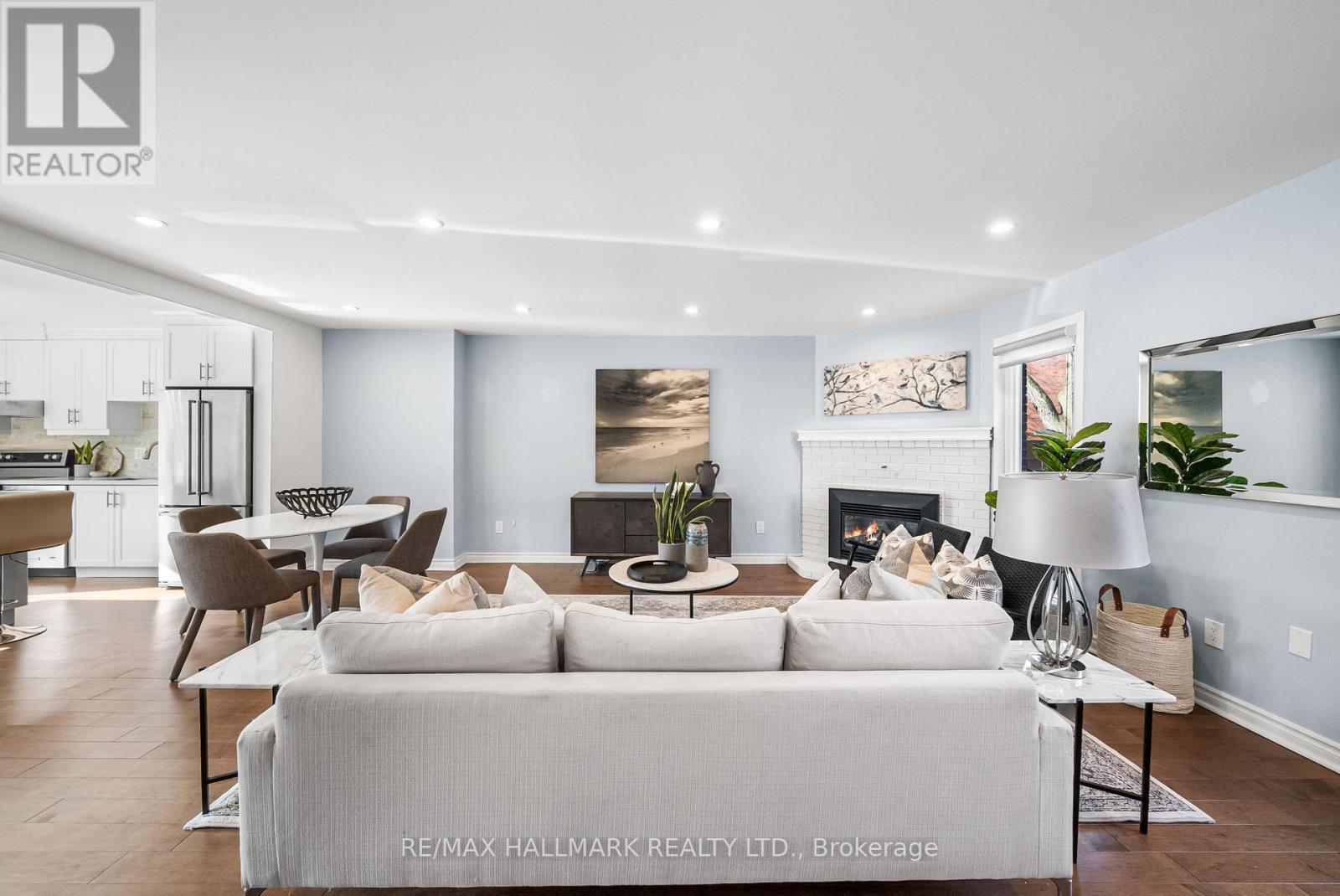 64 Sylvan Valley Way, Toronto, Ontario  M5M 4M3 - Photo 5 - C12799730