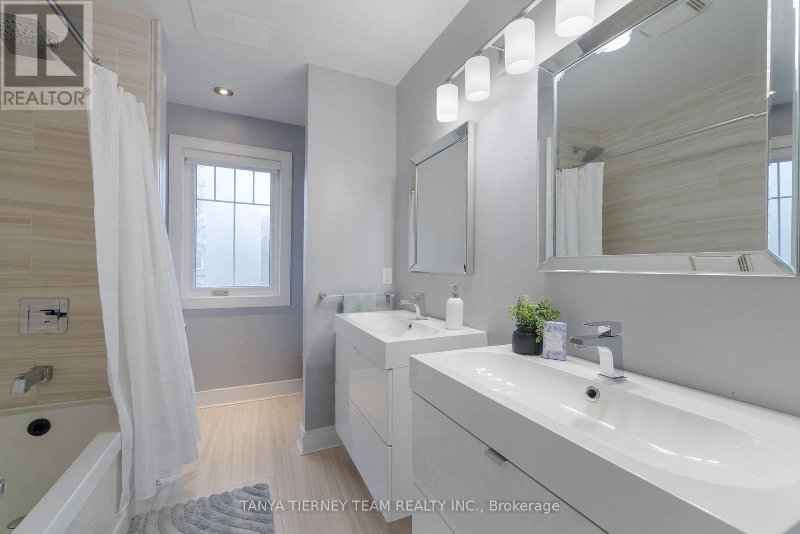 1 Centre Street W, Whitby (Brooklin), Ontario  L1M 1C1 - Photo 31 - E12799704