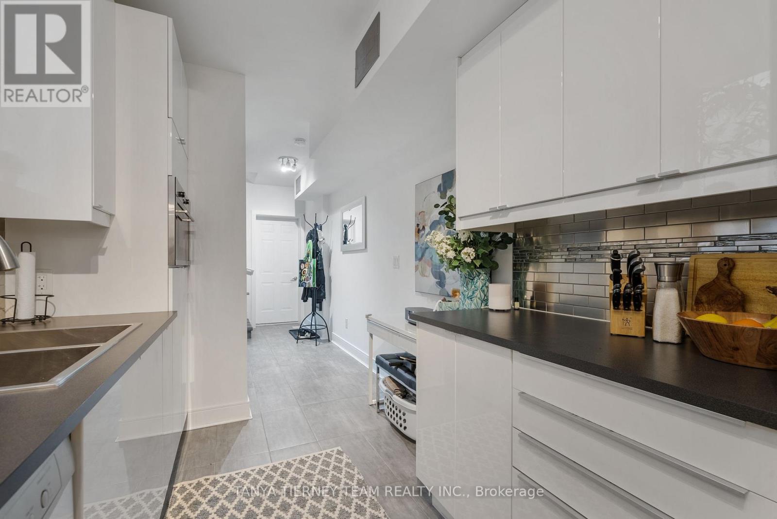 1 Centre Street W, Whitby (Brooklin), Ontario  L1M 1C1 - Photo 36 - E12799704