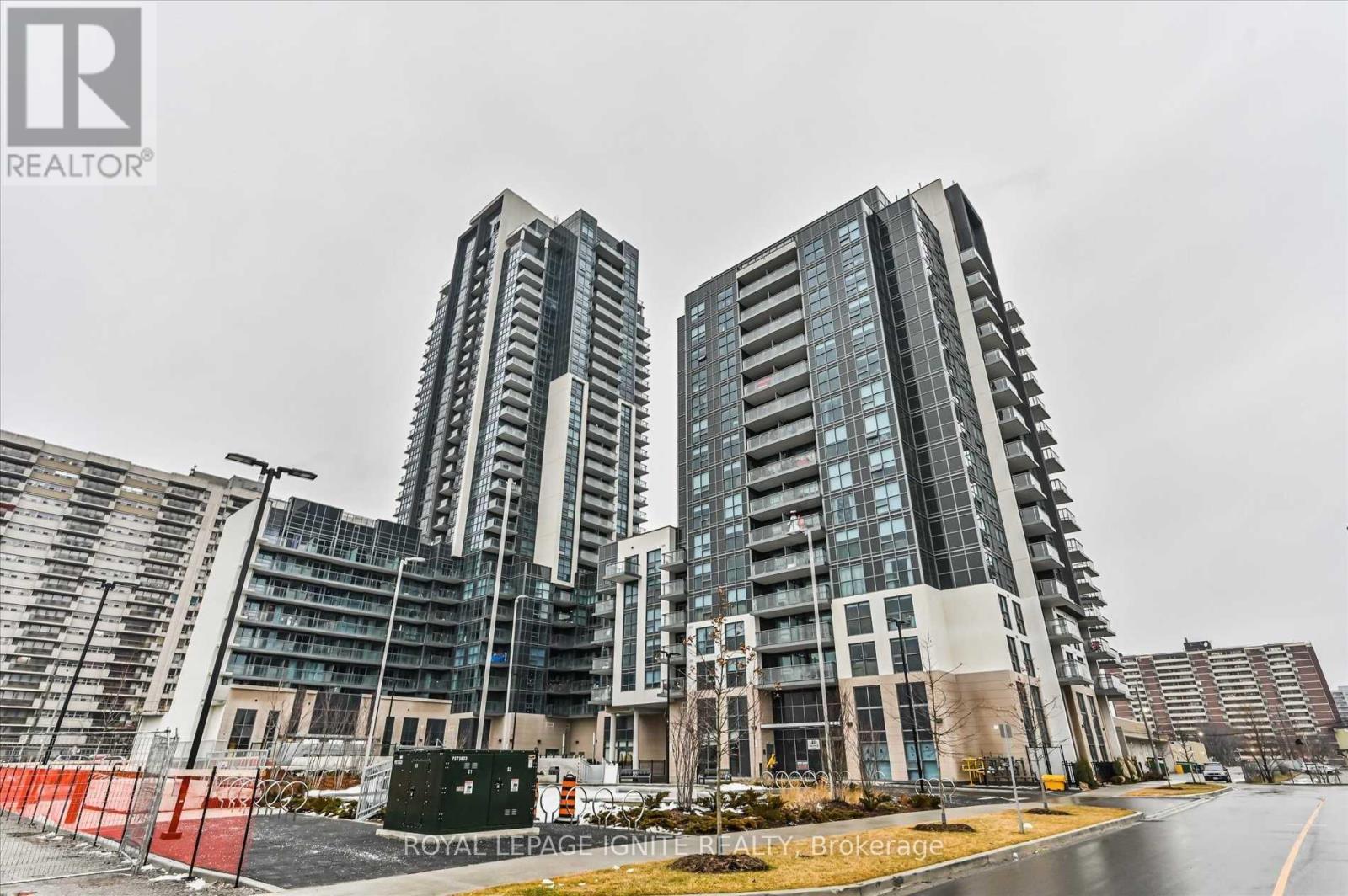 514 - 30 Meadowglen Place, Toronto, Ontario  M1G 0A6 - Photo 2 - E12799726