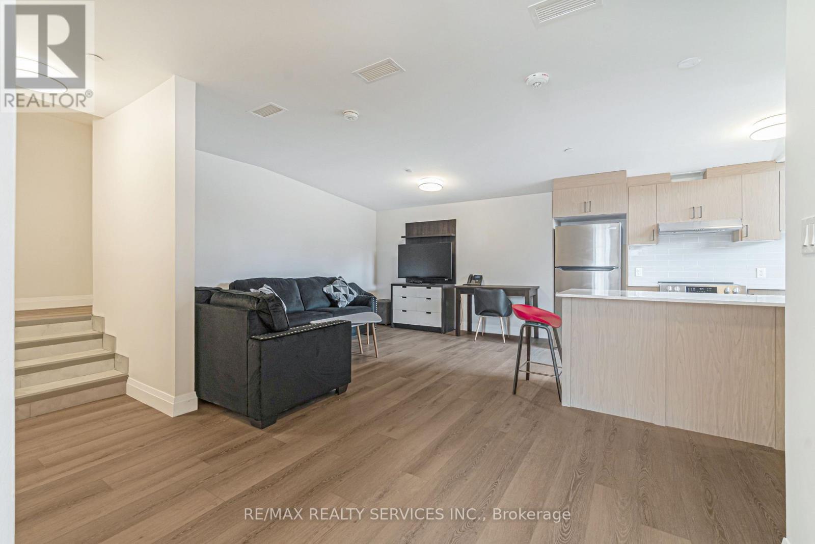 #3 - 30 Dean Park Road, Toronto (Rouge), Ontario  M1B 3H1 - Photo 4 - E12799784