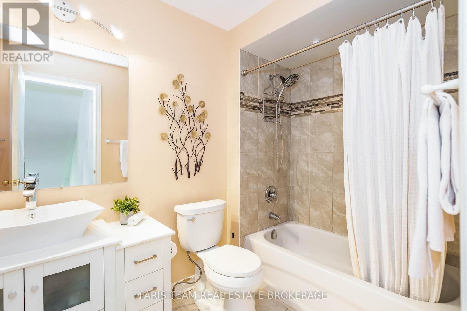 103 41st Street S, Wasaga Beach, Ontario  L9Z 3B6 - Photo 24 - S12799626