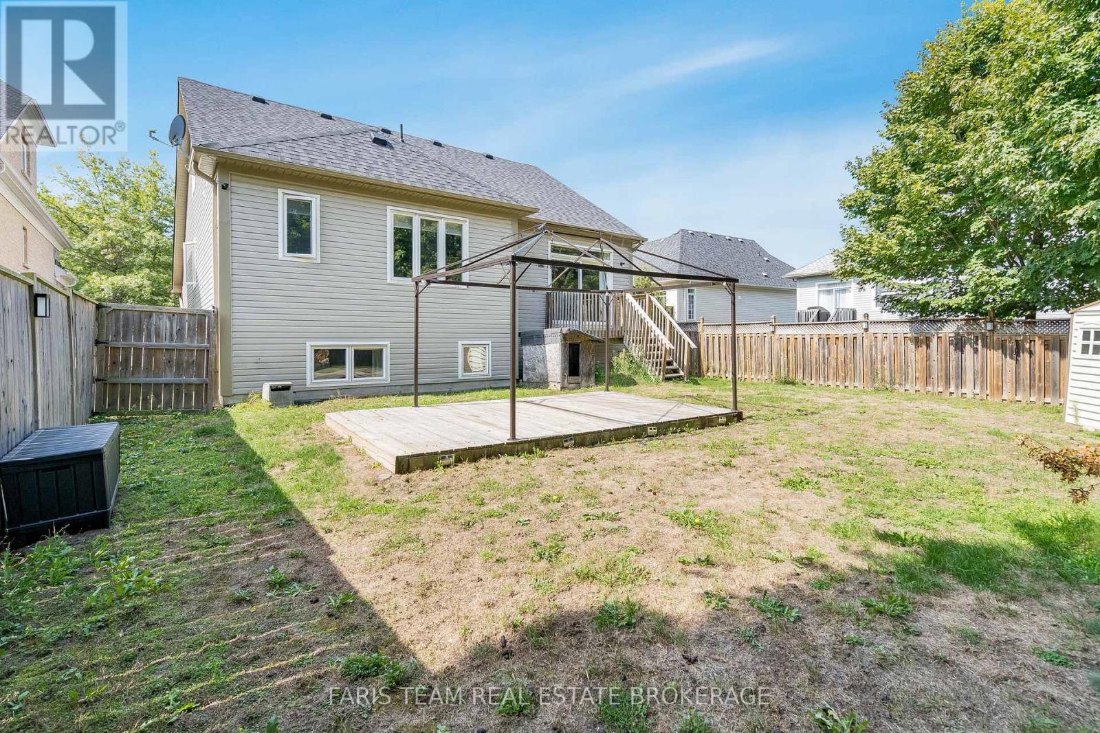 103 41st Street S, Wasaga Beach, Ontario  L9Z 3B6 - Photo 34 - S12799626