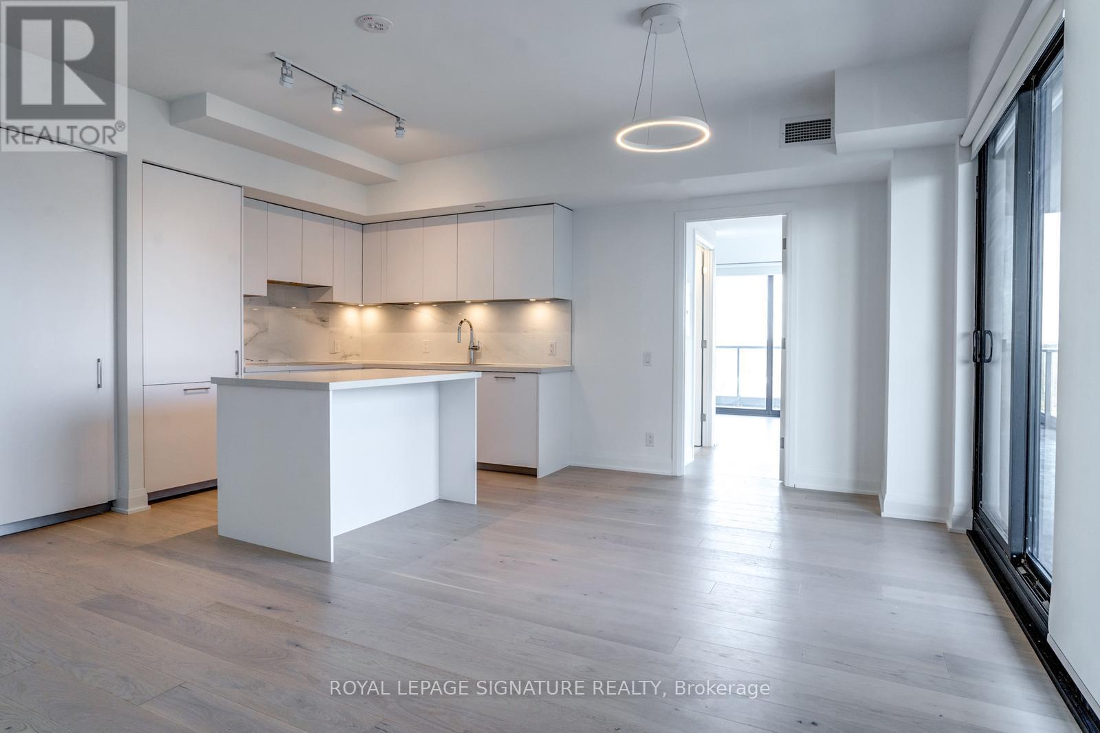1107 - 33 Frederick Todd Way, Toronto, Ontario  M4G 0C9 - Photo 4 - C12735366