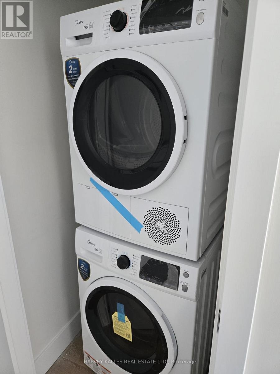 Main - 111 Mcallister Road, Toronto, Ontario  M3H 2N5 - Photo 10 - C12794018