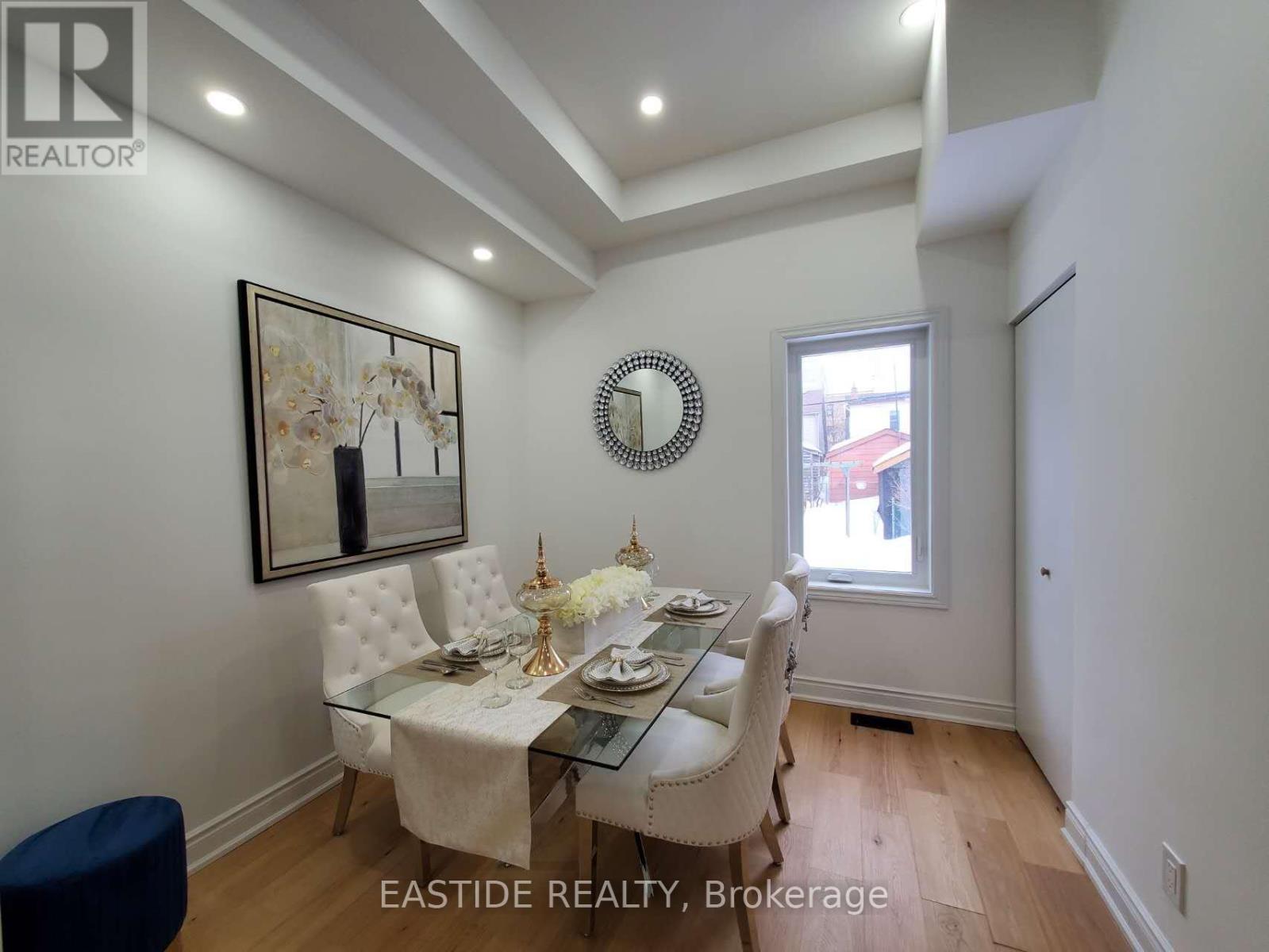 202 Queensdale Avenue, Toronto, Ontario  M4C 2A9 - Photo 16 - E12797080