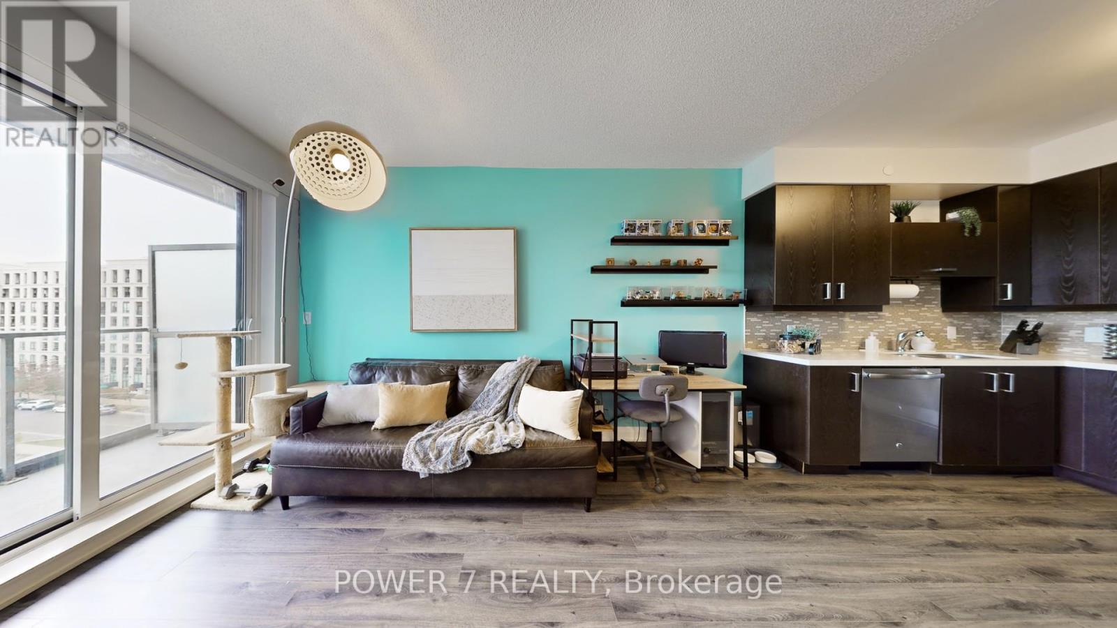 718 - 28 Uptown Drive, Markham, Ontario  L3R 5M8 - Photo 4 - N12707996