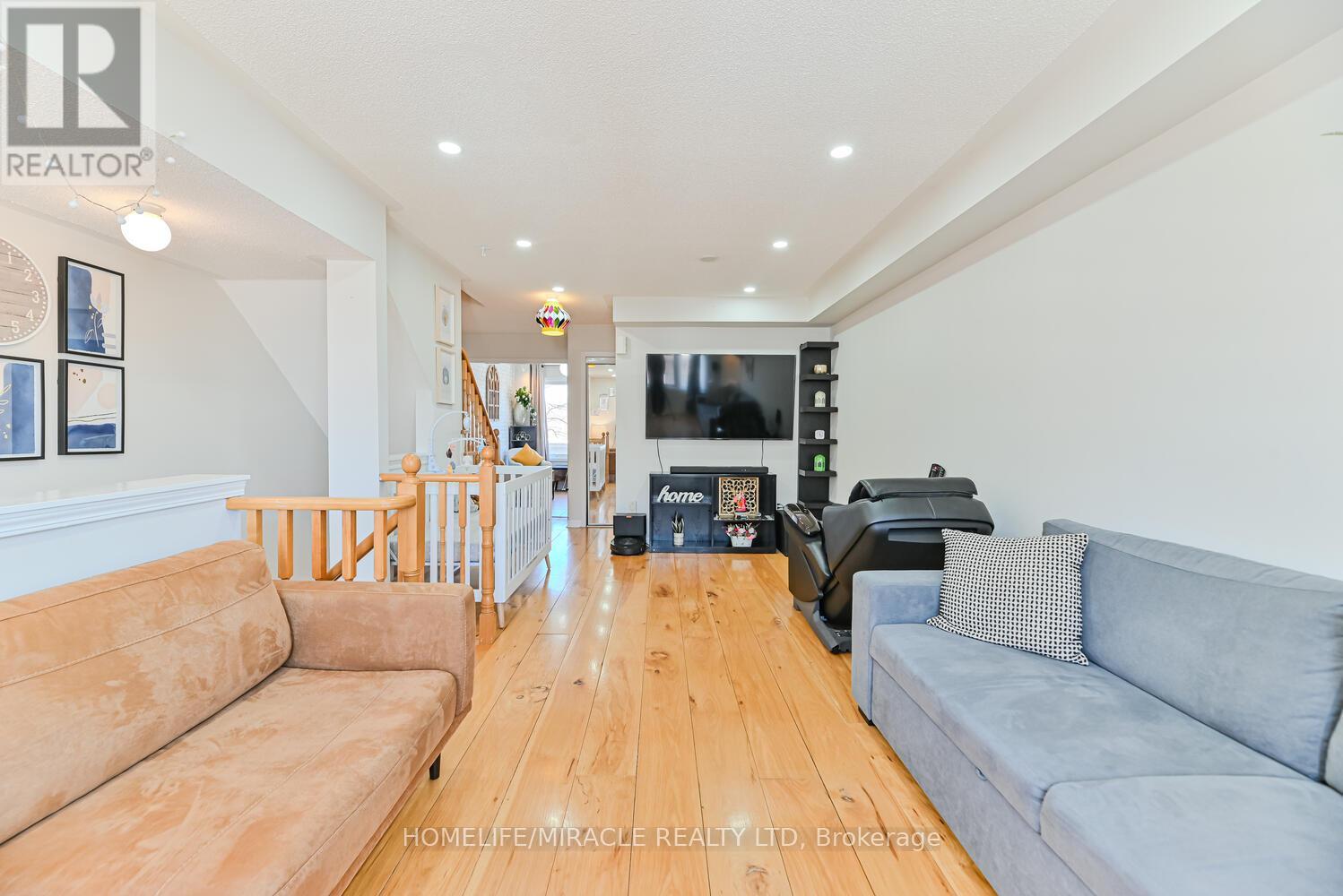 98 - 1128 Dundas Street W, Mississauga, Ontario  L5C 1E1 - Photo 4 - W12706128