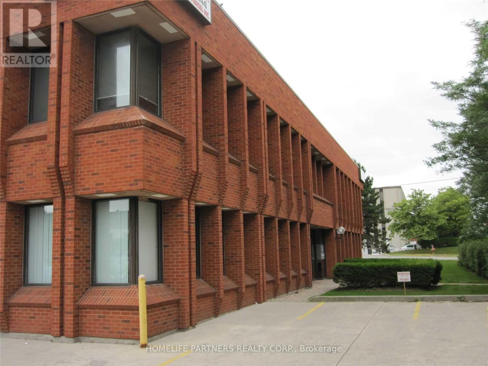 102 - 1013 Wilson Avenue, Toronto, Ontario  M3K 1G1 - Photo 12 - W12799610