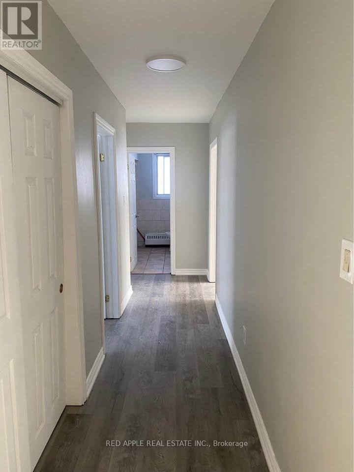 211 Milvan Drive, Toronto, Ontario  M9L 2A3 - Photo 4 - W12799656