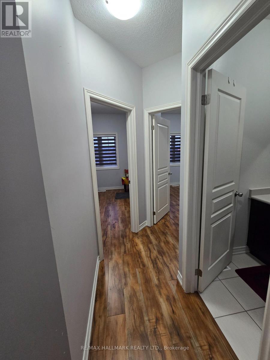 32 Kempenfelt Trail, Brampton (Northwest Brampton), Ontario  L7A 0Z6 - Photo 26 - W12799668