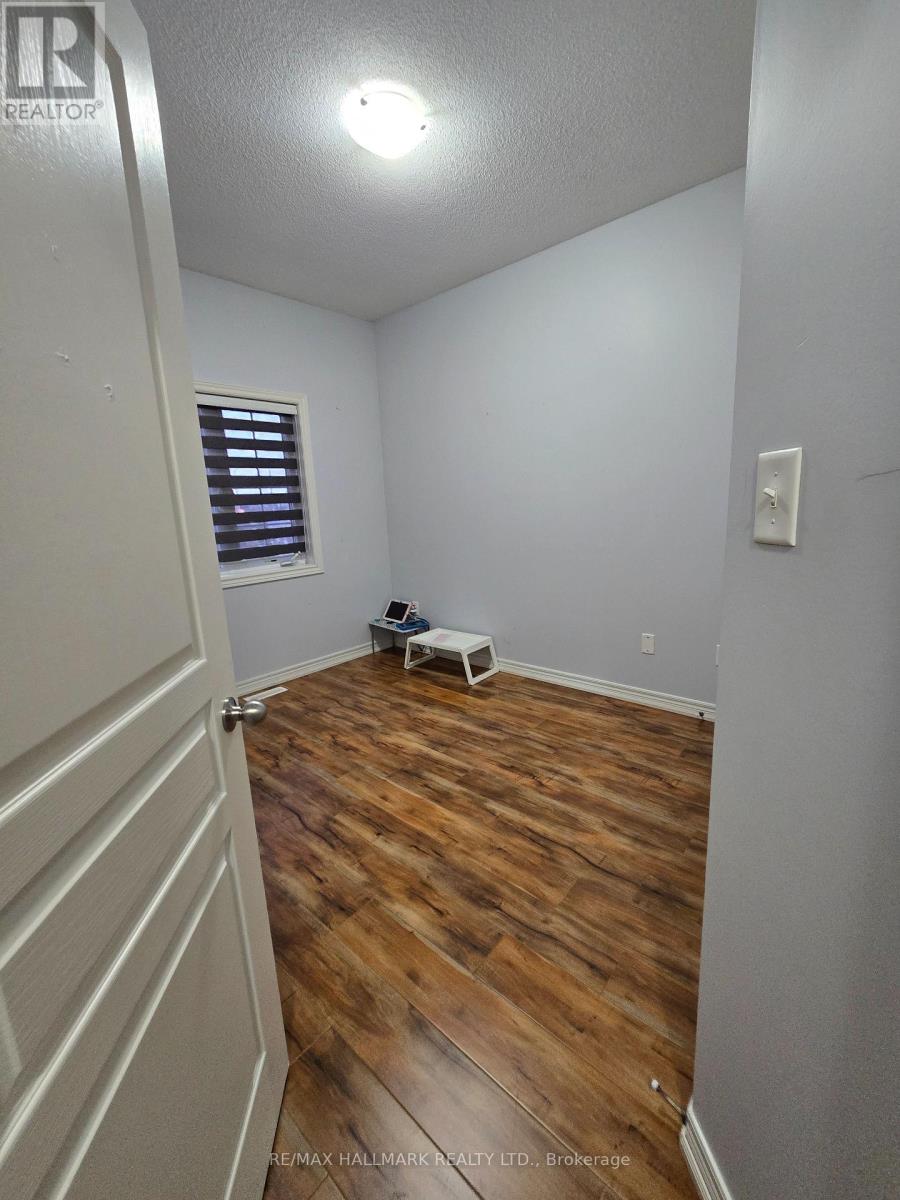 32 Kempenfelt Trail, Brampton (Northwest Brampton), Ontario  L7A 0Z6 - Photo 27 - W12799668