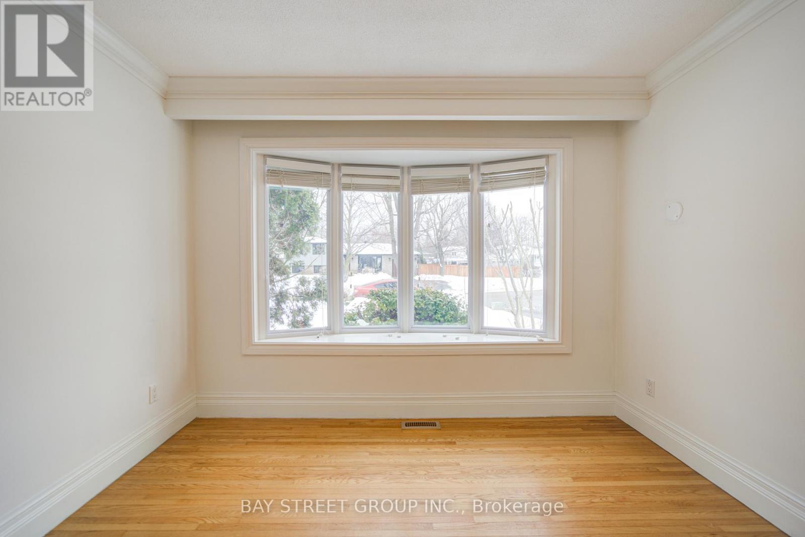 2207 Sunnyvale Drive, Oakville, Ontario  L6L 1W6 - Photo 13 - W12799682