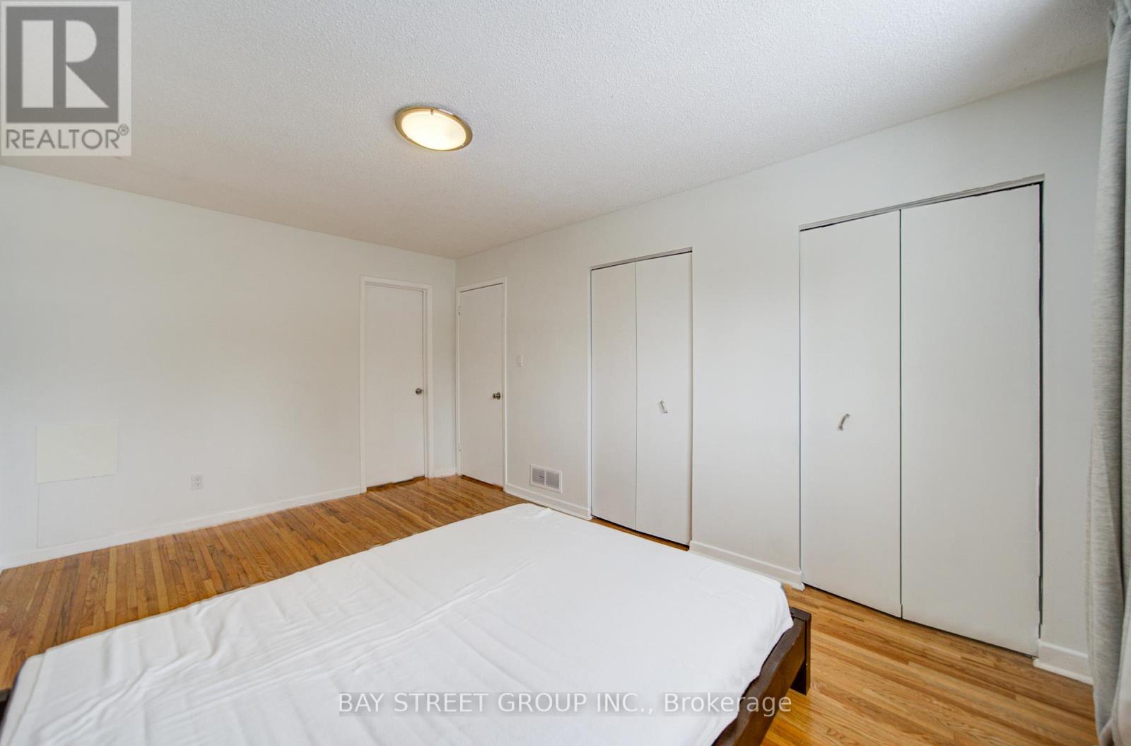 2207 Sunnyvale Drive, Oakville, Ontario  L6L 1W6 - Photo 24 - W12799682