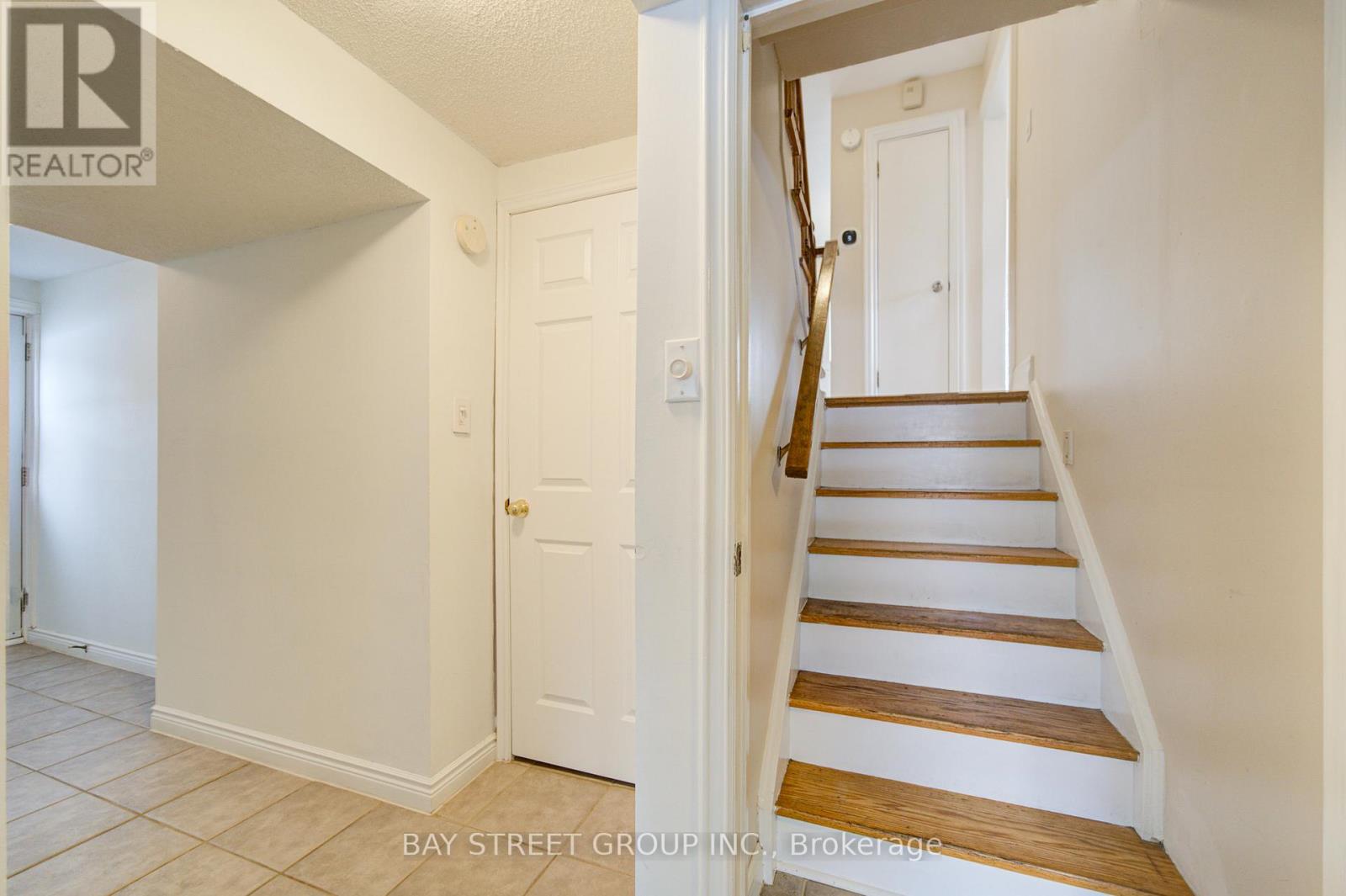 2207 Sunnyvale Drive, Oakville, Ontario  L6L 1W6 - Photo 27 - W12799682