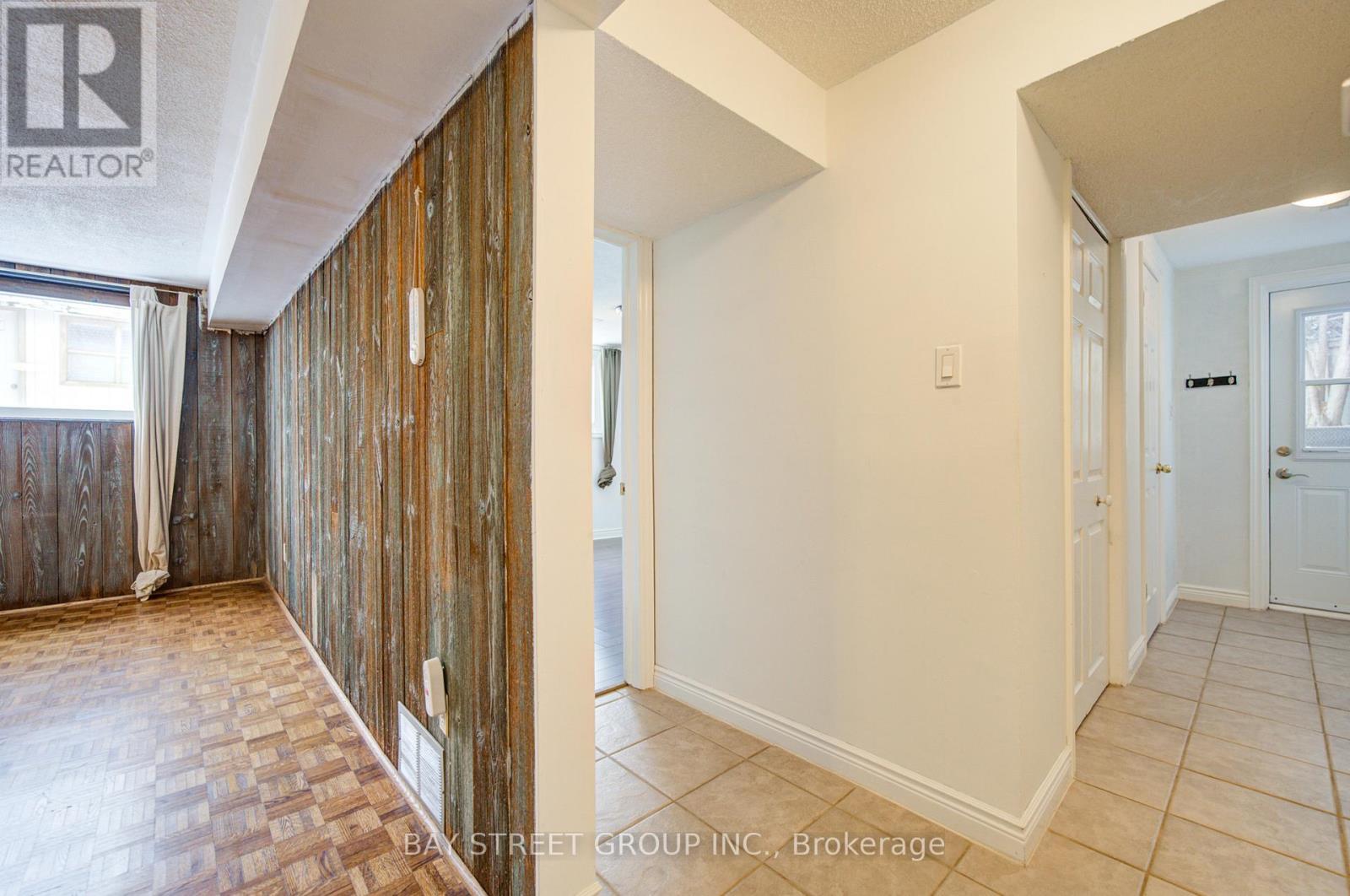 2207 Sunnyvale Drive, Oakville, Ontario  L6L 1W6 - Photo 28 - W12799682