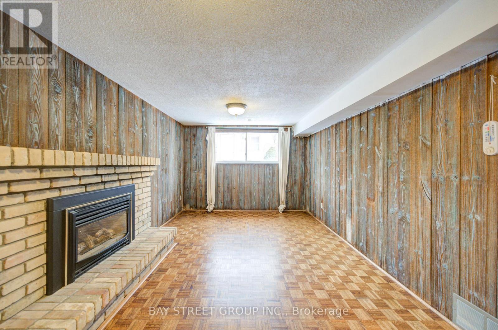 2207 Sunnyvale Drive, Oakville, Ontario  L6L 1W6 - Photo 30 - W12799682