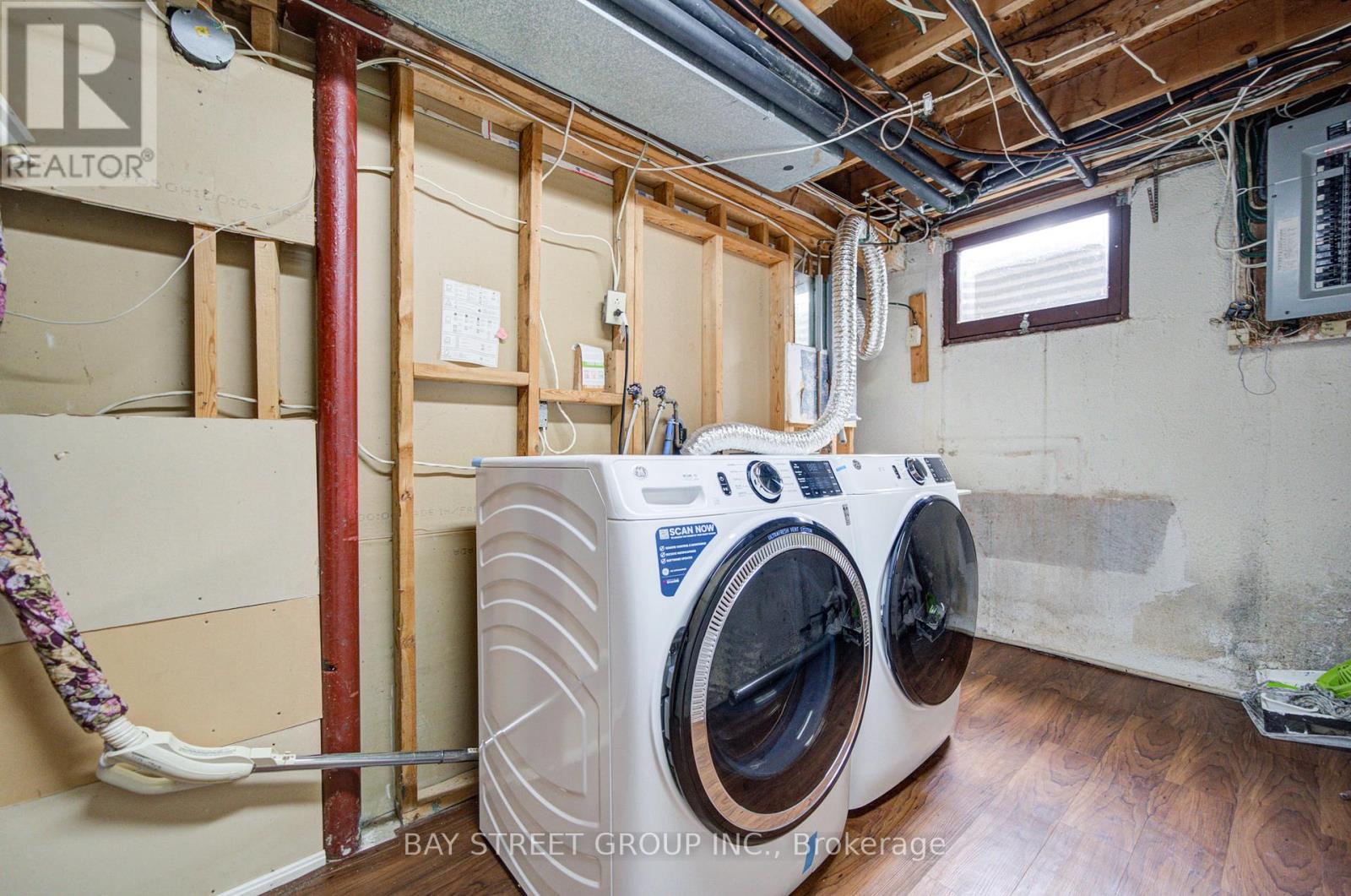 2207 Sunnyvale Drive, Oakville, Ontario  L6L 1W6 - Photo 47 - W12799682