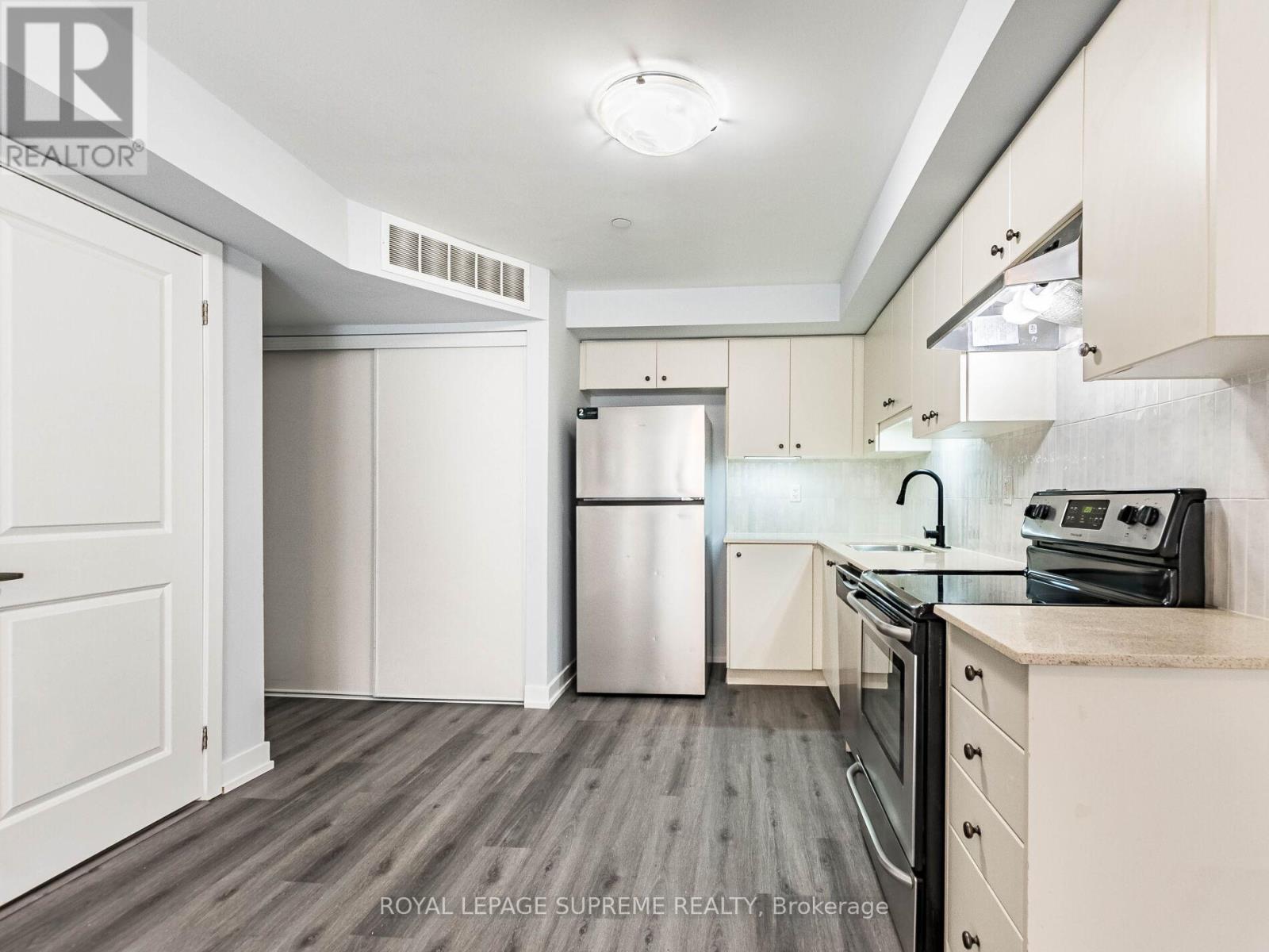 14 - 6 Drummond Street, Toronto, Ontario  M8V 1Y8 - Photo 15 - W12799718