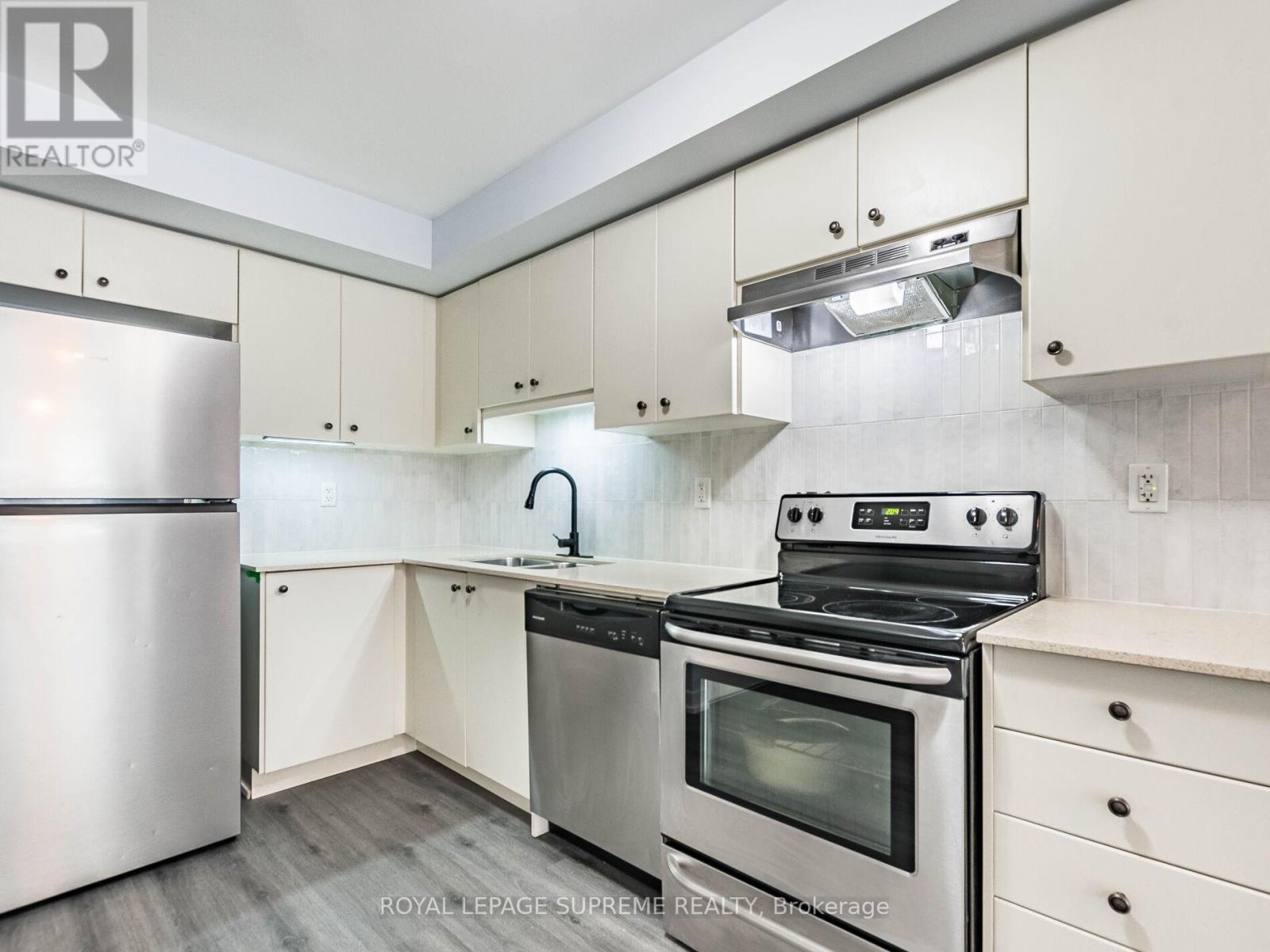 14 - 6 Drummond Street, Toronto, Ontario  M8V 1Y8 - Photo 16 - W12799718