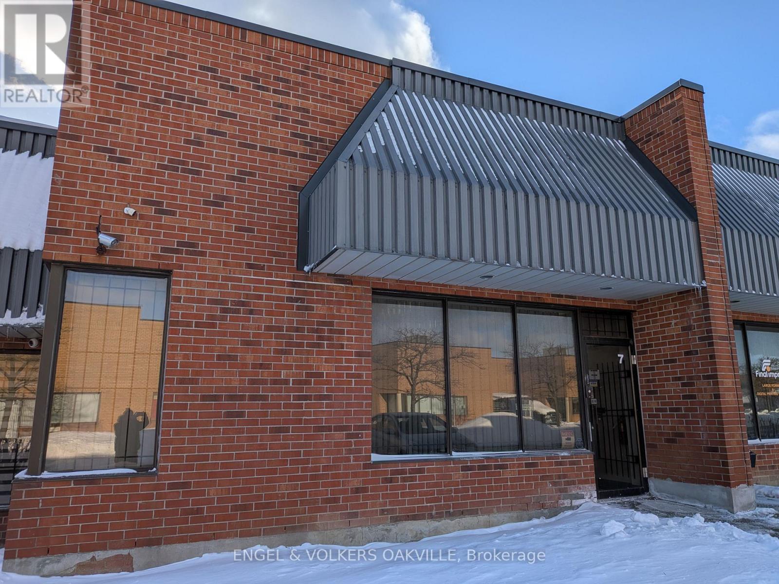 7 - 215 Traders Boulevard, Mississauga, Ontario  L4Z 3K5 - Photo 1 - W12799728